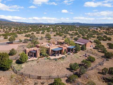 134 Camino Acote, Santa Fe, NM 87508