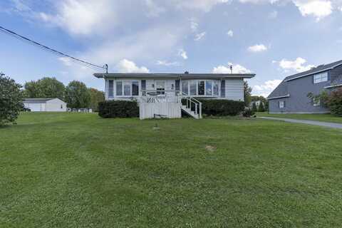 934 E Broadway Street, Cape Vincent, NY 13618