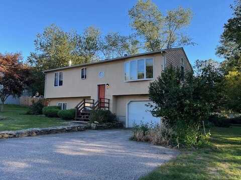 52 Montauk Road, Narragansett, RI 02882