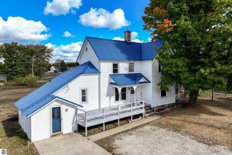 9304 S Lake Leelanau, Traverse City, MI 49684