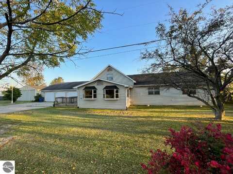 1115 W M-55, Tawas City, MI 48763