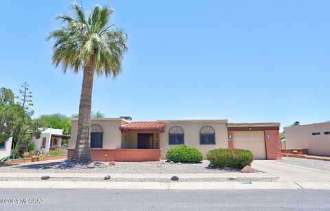 2065 S San Ray Drive, Green Valley, AZ 85614