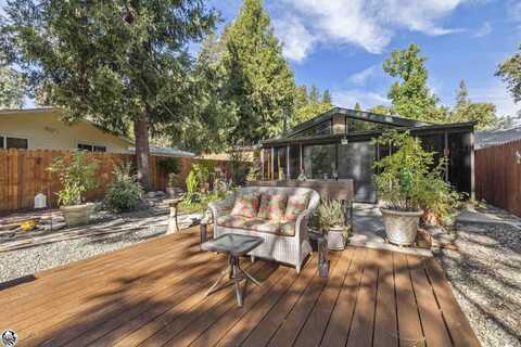 16503 Creekside, Sonora, CA 95370