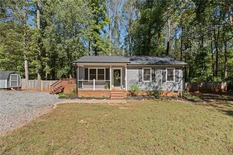 5601 Golden Pine Trail, Mc Leansville, NC 27301