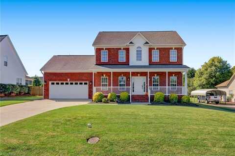 917 Aquaview Drive, Kernersville, NC 27284