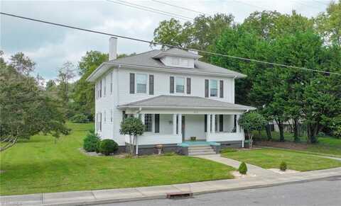 220 W Church Street, Mount Airy, NC 27030