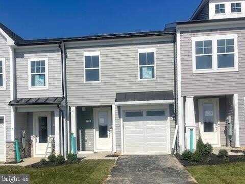 74 SPOOL ROAD, INWOOD, WV 25428