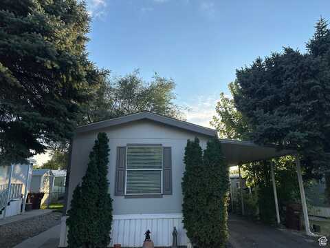 258 N MERLIN E, North Salt Lake, UT 84054