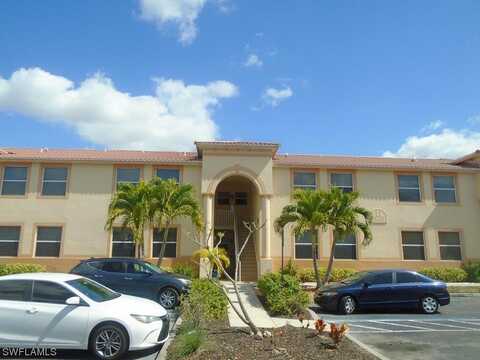 Bellamar Circle, Fort Myers, FL 33908