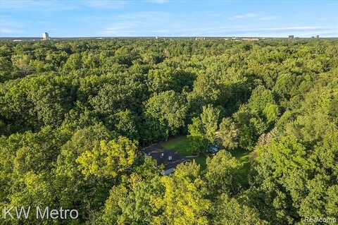 Beech Road, Southfield, MI 48033