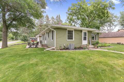 8Th, SAUK RAPIDS, MN 56379