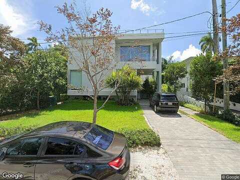 12Th, MIAMI BEACH, FL 33139