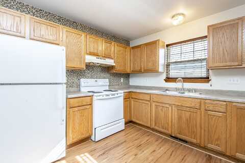 Glendale, MILWAUKEE, WI 53209