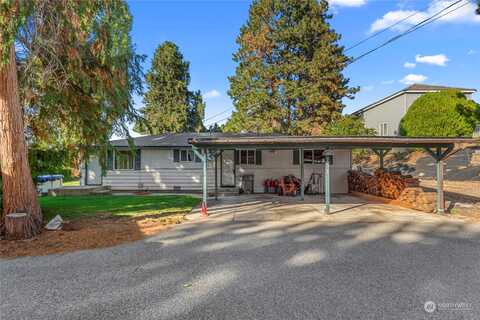 27Th, EAST WENATCHEE, WA 98802