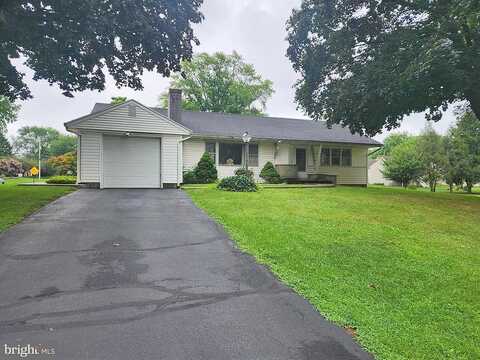 Woodcrest, LITITZ, PA 17543