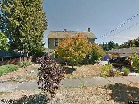 Eluria, OREGON CITY, OR 97045