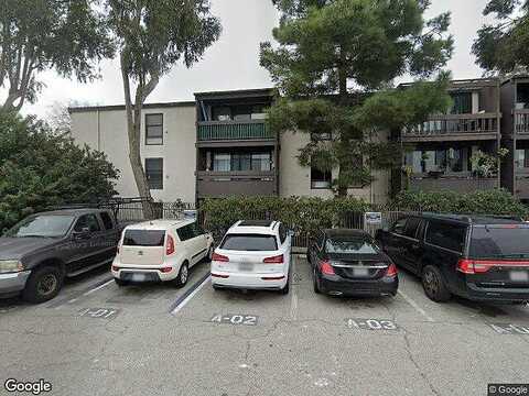 Redlands St, Playa Del Rey, CA 90293