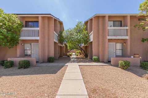 E Tracy Lane, Phoenix, AZ 85032