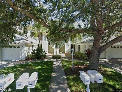 Eleanor Circle, Sarasota, FL 34243