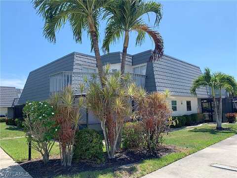 Amberwood Lake Court, Fort Myers, FL 33908