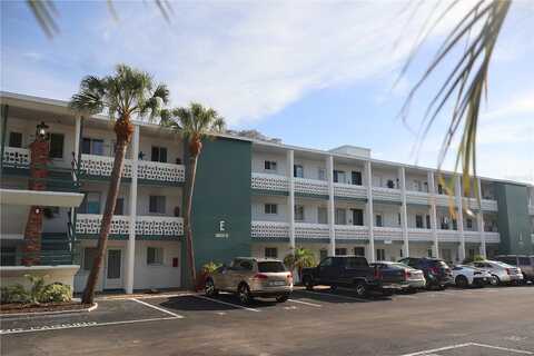 Sunny Drive, Bradenton, FL 34207