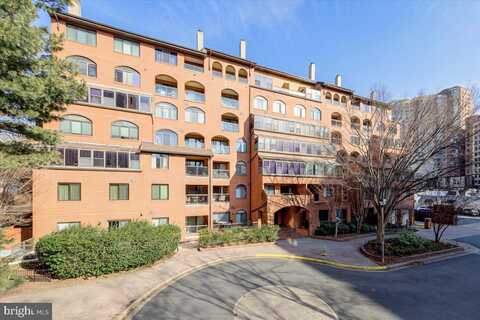 N Stuart St N #704, ARLINGTON, VA 22201