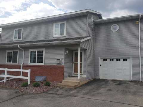 Cedar Drive, La Crescent, MN 55947