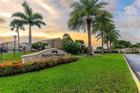 W Missionwood Ln, Miramar, FL 33025