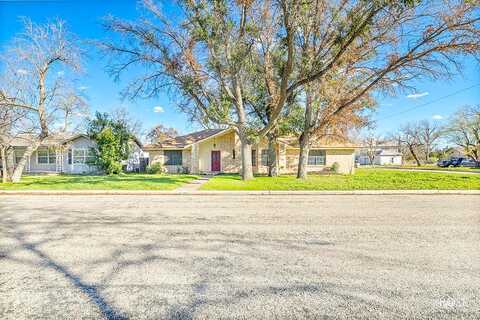 Austin St, San Angelo, TX 76901