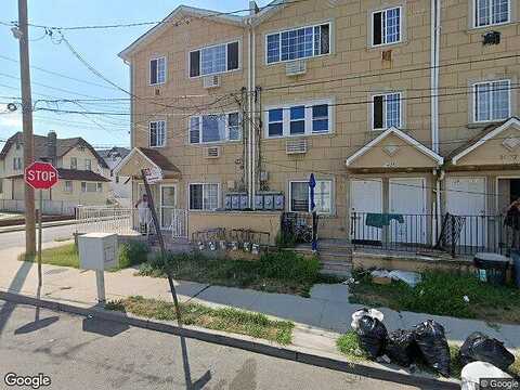 Chandler, FAR ROCKAWAY, NY 11691