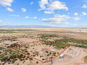 W Buffalo Dog Road -, Aguila, AZ 85320