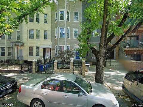 Putnam, BROOKLYN, NY 11221