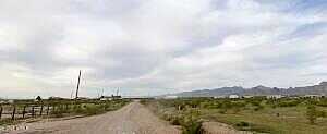 S Laguna Road 5, Golden Valley, AZ 86413