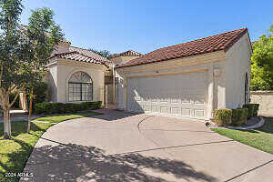 E Lakeside Drive 58, Gilbert, AZ 85234