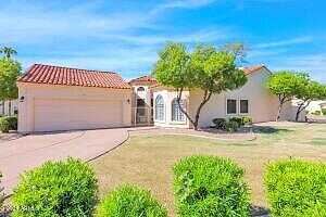 E Lakeside Drive 65, Gilbert, AZ 85234