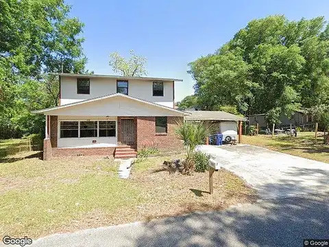 13Th, FERNANDINA BEACH, FL 32034