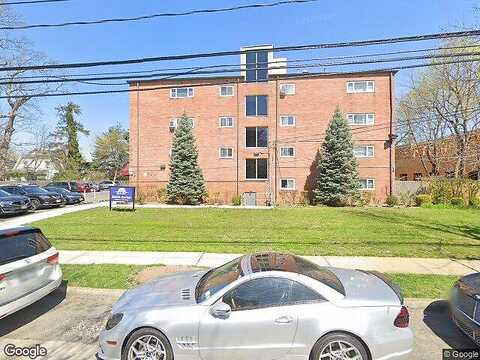 Smith Street 3 C, FREEPORT, NY 11520