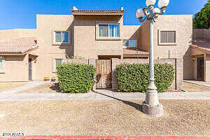 W Brown Road 2, Mesa, AZ 85201