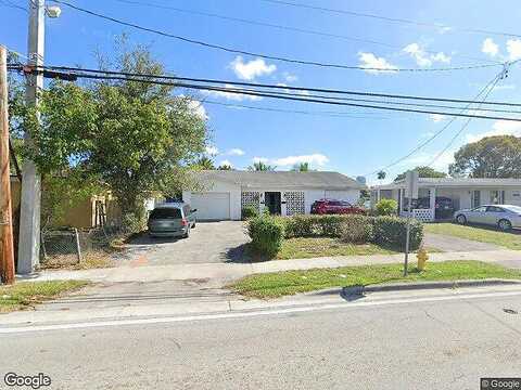 8Th, HALLANDALE BEACH, FL 33009