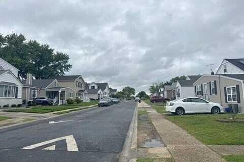Mccomas, DUNDALK, MD 21222