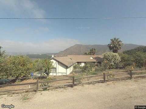 Vista Del Rio, FALLBROOK, CA 92028