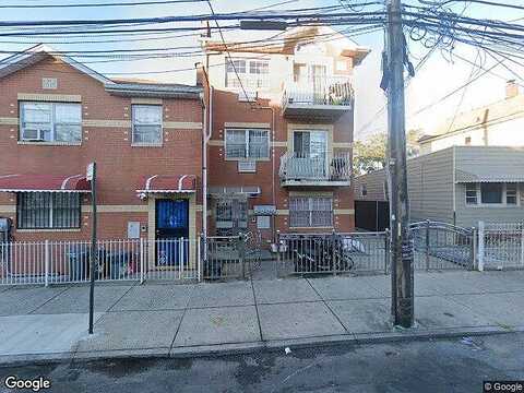 33 -34 103 St, CORONA, NY 11368