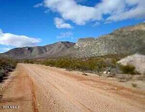 N Chisolm Trail A, Bisbee, AZ 85603