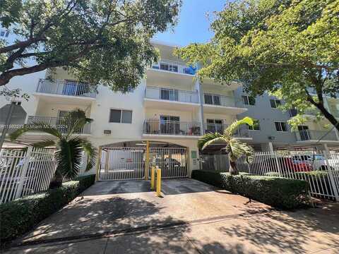 Sw 18Th Ave, Apt 205, Miami, FL 33135