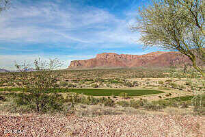 E Flat Iron Loop 55, Gold Canyon, AZ 85118