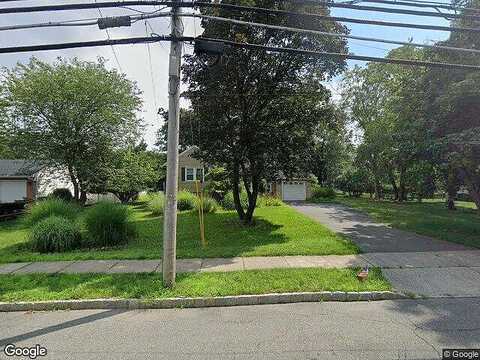 Granniss Ave, MORRIS PLAINS, NJ 07950