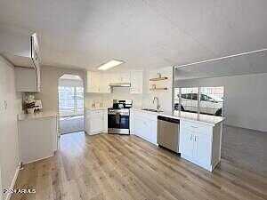 W Mckinley Street 26, Phoenix, AZ 85043