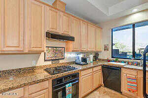 E Ridgeview Place 8, Carefree, AZ 85377