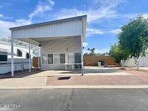 E Broadway Road 896, Mesa, AZ 85208