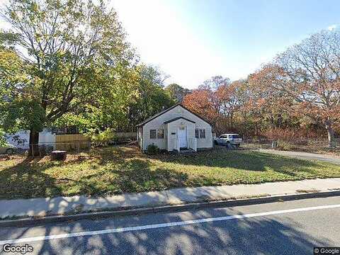 Wading River, CENTER MORICHES, NY 11934